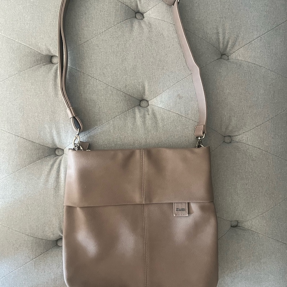ZWEI Olli Tan Satchel Bag with Two Strap Lengths - Picture 2 of 5